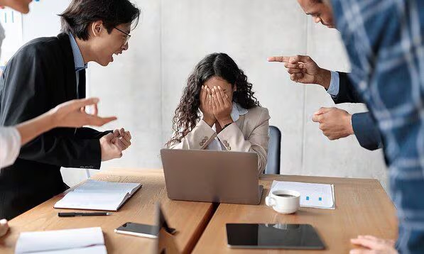 Cómo lidiar con múltiples jefes