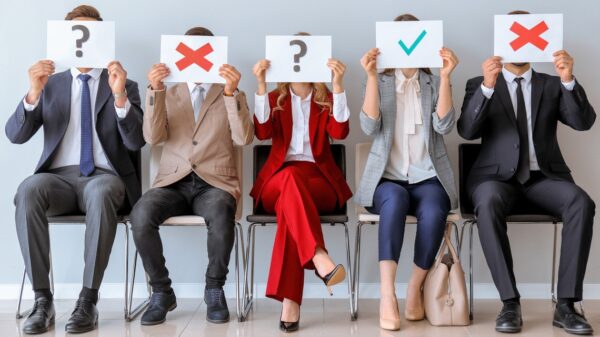 Reclutamiento y Destitución. Mecanismos de Regulación de la Fuerza Laboral