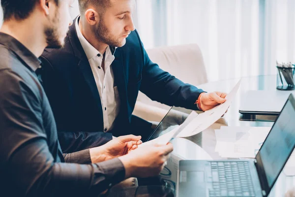 Administración de libro abierto