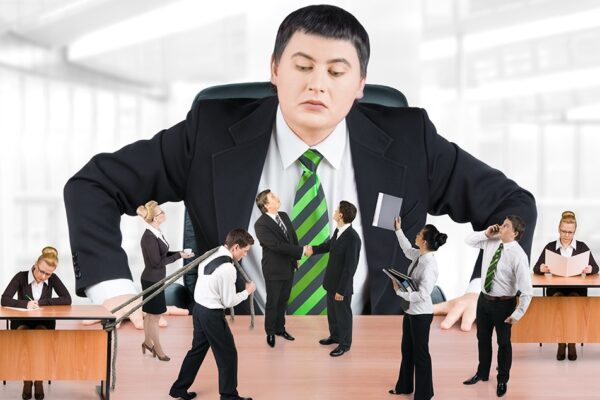 Cómo lidiar con un jefe microadministrador
