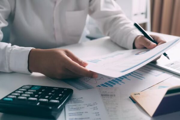 Presentación razonable y el cumplimiento de las normas de información financiera