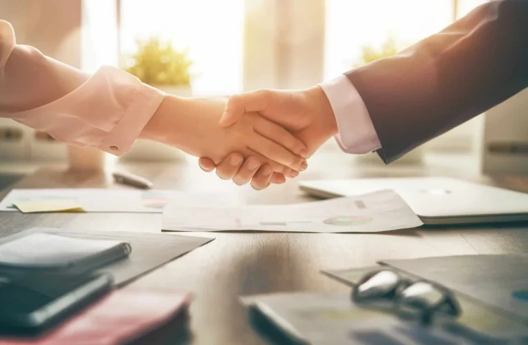Intercambios y relaciones