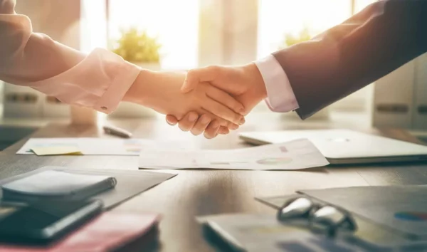 Intercambios y relaciones